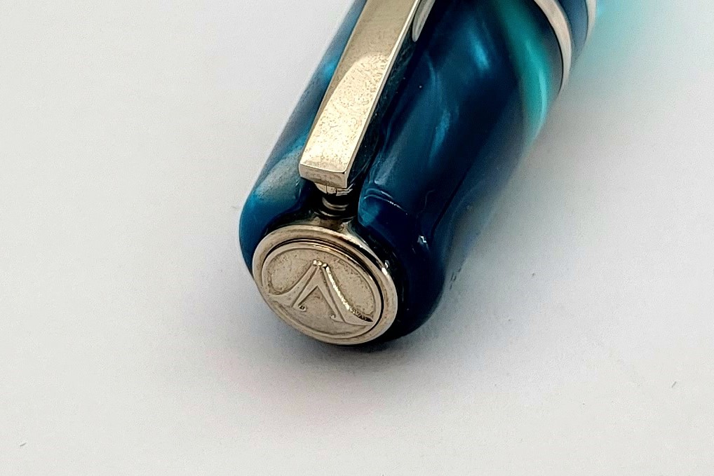 ViscontiLEHomoSapienBlueLagoonFP_M